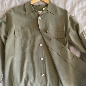 Equipment Olive Green Button-Up Silk Shirt with Chest Pockets Size S